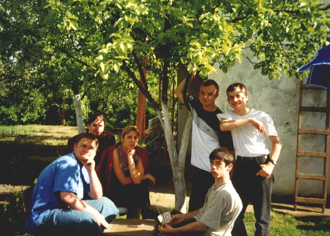 teedy, Mandi, Agatka22, Stich(góra), kubiczek(dół), Andrrew